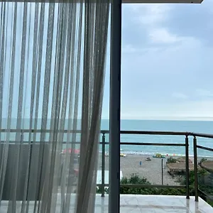 https://sunshine.batumihotels.net
