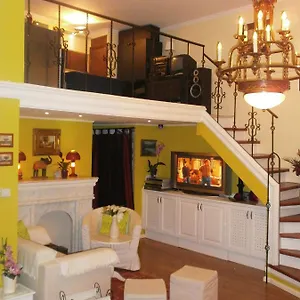 https://connection-guesthouse.inbudapesthotels.com