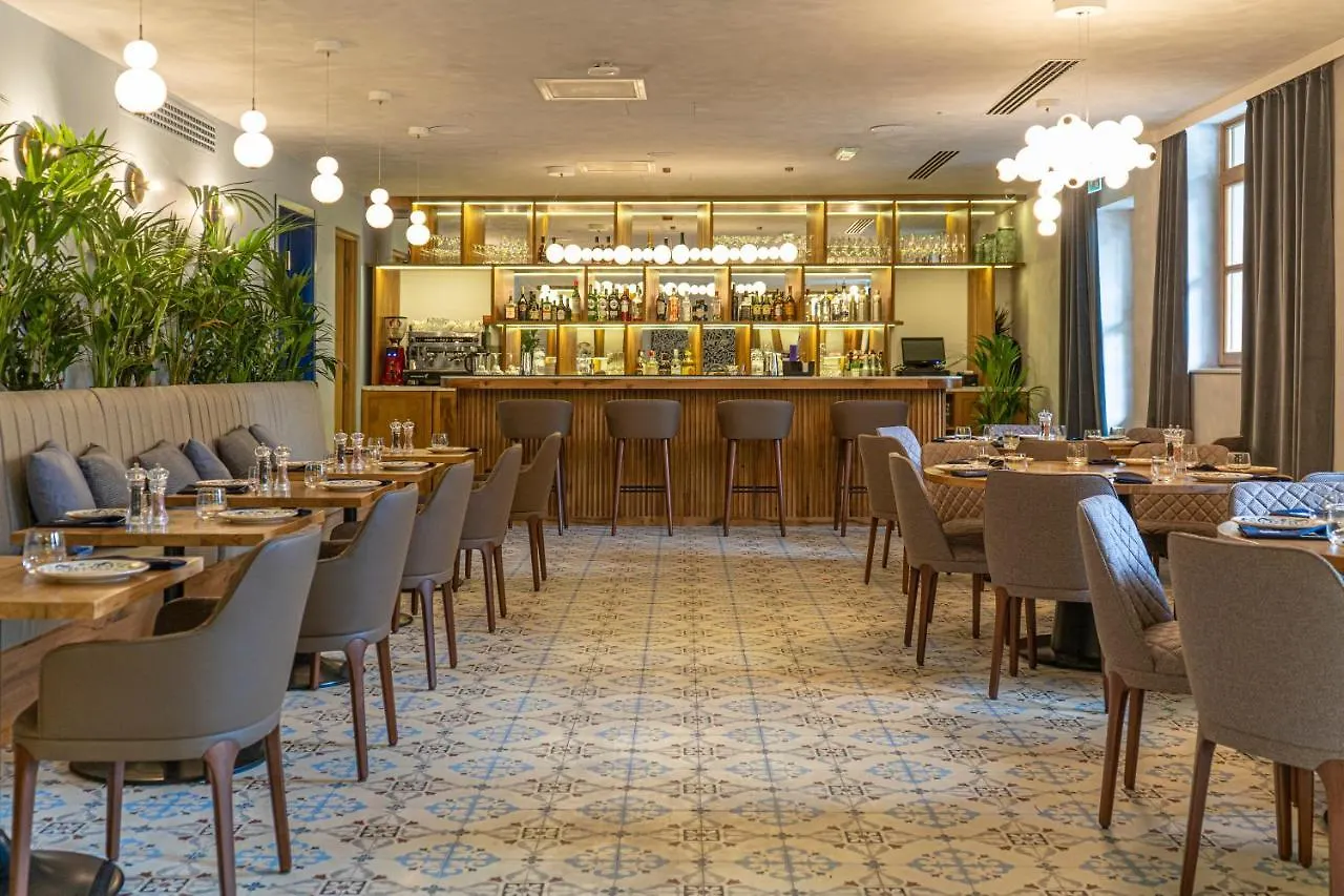The Blue Fox Hotel Тбилиси